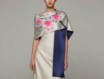 How to Tell If a Silk Scarf Is Real: Check Before Buying Online